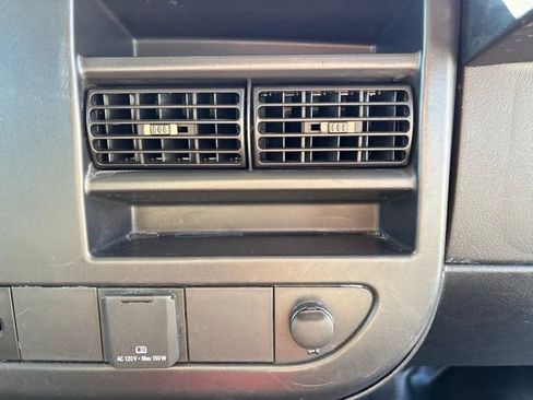 Used 2024 Chevrolet Express 2500 w/ Driver Convenience Package RWD image 23
