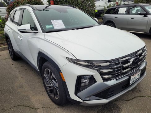 Certified 2025 Hyundai Tucson Limited image 2