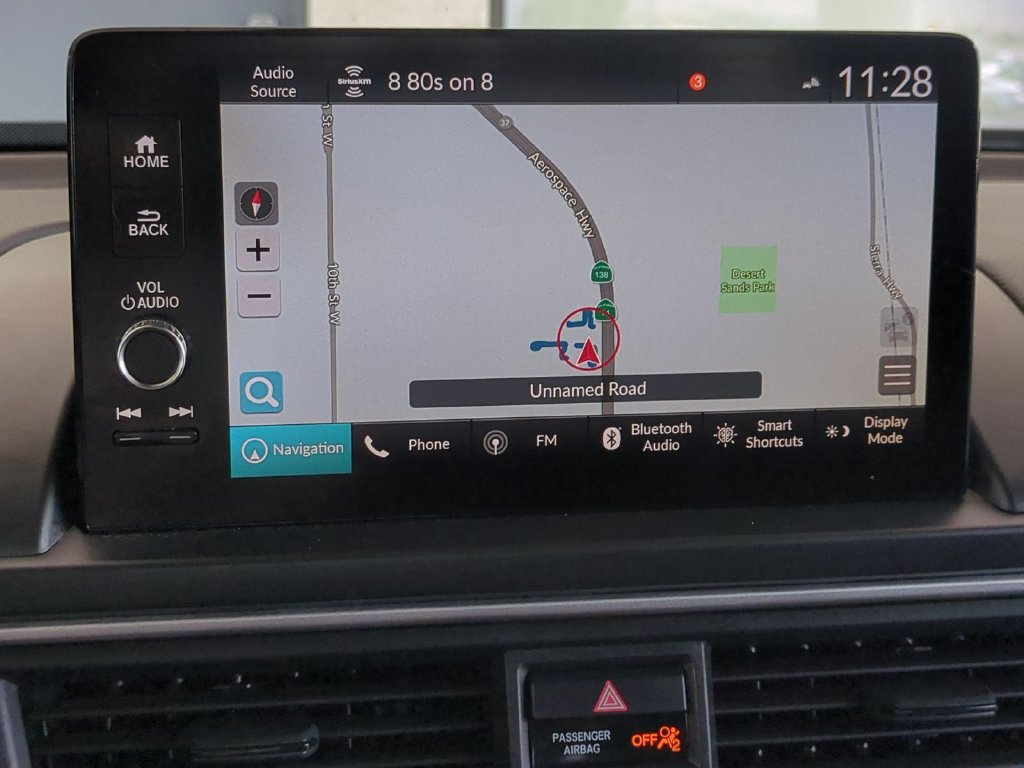 Used 2025 Honda Pilot Touring image 17