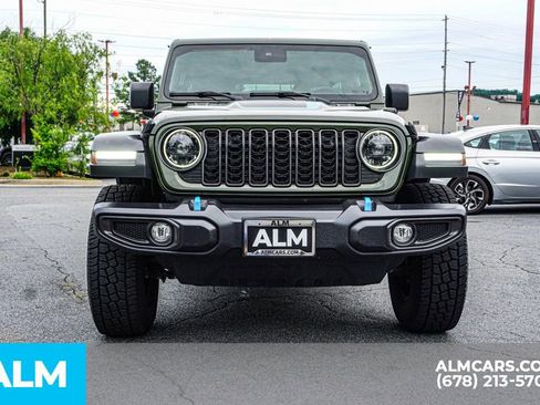 Used 2024 Jeep Wrangler Unlimited Rubicon 4xe AWD/4WD image 10