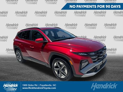 Used 2025 Hyundai Tucson SEL FWD image 1