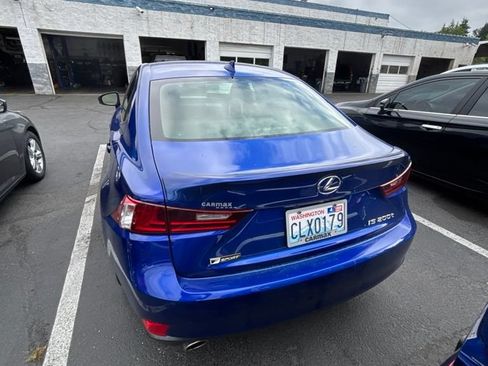 Used 2016 Lexus IS 200t w/ F Sport Package RWD image 4