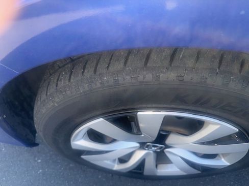 Used 2023 Honda Civic LX image 9