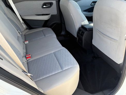 Certified 2023 Nissan Rogue SV image 34