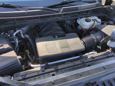 Used 2020 Chevrolet Silverado 1500 LT Trail Boss image 29