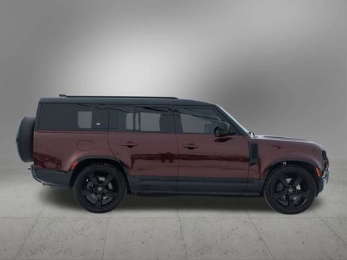 Certified 2024 Land Rover Defender 130 X-Dynamic SE image 7