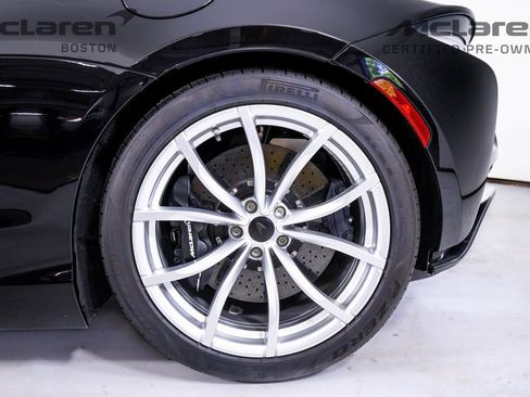 Used 2025 McLaren Artura Spider image 14