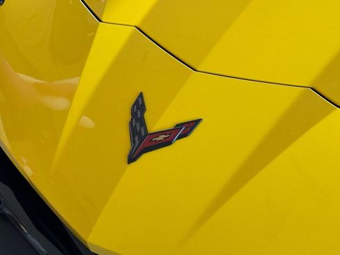 New 2026 Chevrolet Corvette Stingray Coupe w/ Z51 Performance Package RWD image 16
