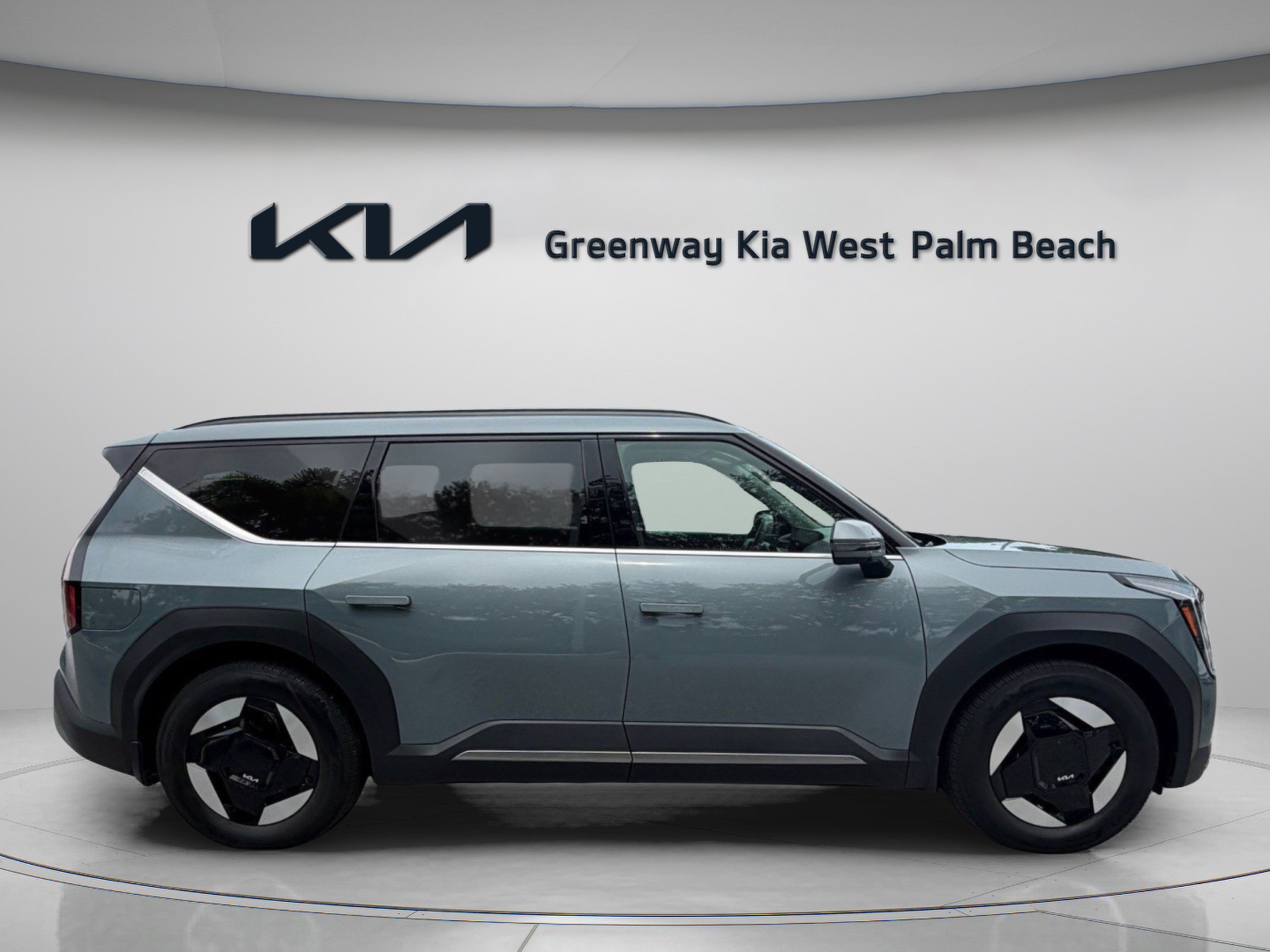 Used 2024 Kia EV9 Wind AWD/4WD image 8