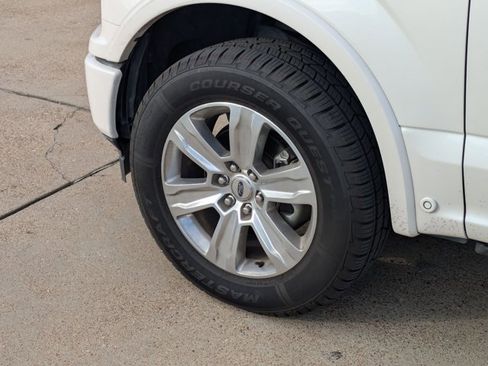 Used 2019 Ford F150 Platinum w/ Equipment Group 701A Luxury AWD/4WD image 20