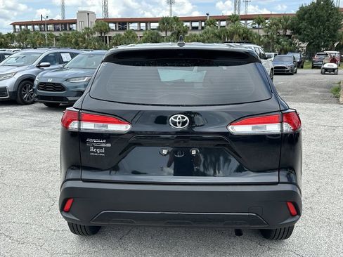 Used 2022 Toyota Corolla Cross L FWD image 6
