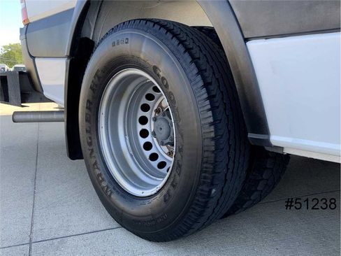 Used 2012 Mercedes-Benz Sprinter 3500 w/ High Idle Fixed Pkg image 26