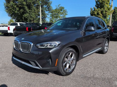 Used 2024 BMW X3 sDrive30i w/ Premium Package RWD image 2
