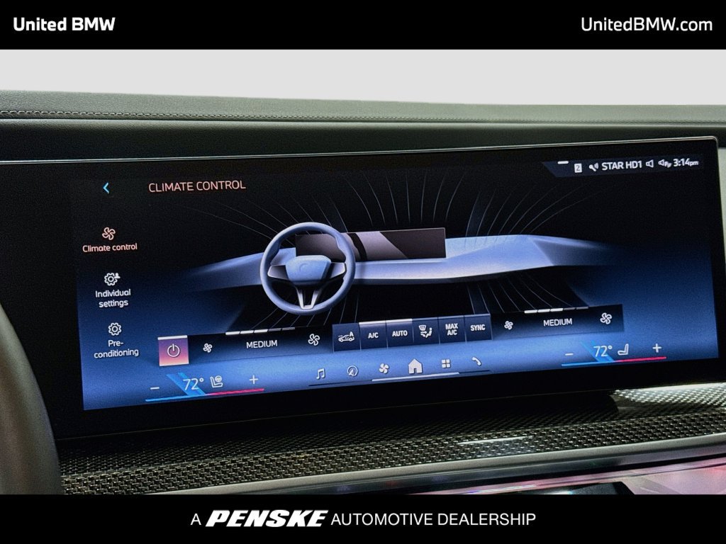 Used 2025 BMW i7 xDrive60 w/ Executive Package AWD/4WD image 18