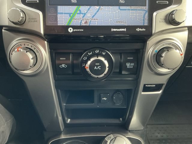Used 2021 Toyota 4Runner SR5 Premium w/ Moonroof Package AWD/4WD image 17