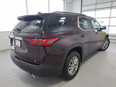 Used 2023 Chevrolet Traverse LT image 6