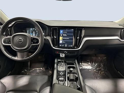 Used 2019 Volvo S60 T6 Momentum w/ Premium Package AWD/4WD image 12
