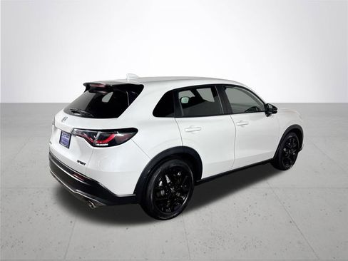 Certified 2023 Honda HR-V Sport image 7