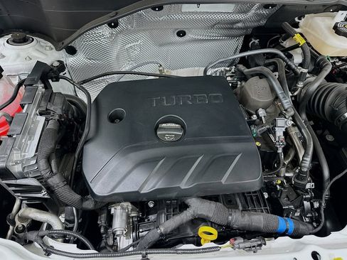 Used 2026 Buick Encore GX Sport Touring FWD image 29