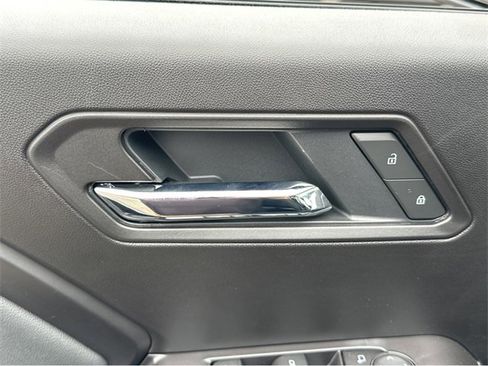 New 2025 GMC Canyon Elevation w/ Convenience Package image 29