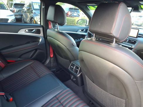 Used 2022 Genesis G70 3.3T w/ Sport Advanced Package image 13