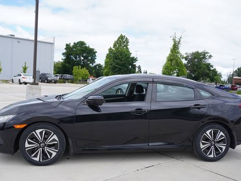 Used 2016 Honda Civic EX-T image 3