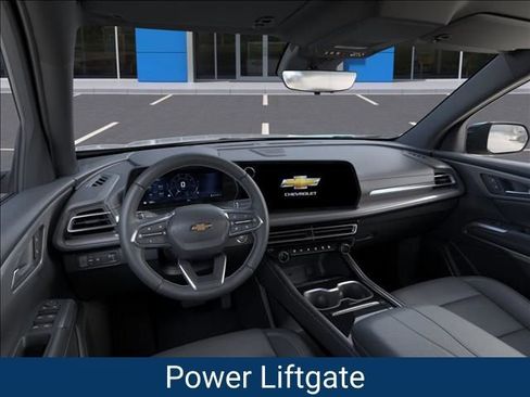 New 2026 Chevrolet Traverse LT image 17