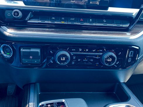 New 2026 Chevrolet Silverado 1500 RST AWD/4WD image 37