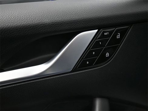 Used 2020 Porsche 911 Carrera S image 8