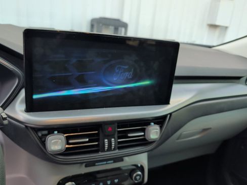 Used 2025 Ford Escape Active w/ Tech Pack #1 image 9