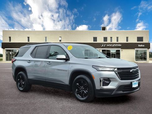 Used 2023 Chevrolet Traverse LT w/ Midnight/Sport Edition AWD/4WD image 1