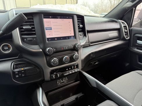 Used 2024 RAM 2500 Big Horn w/ Off Road Package image 28