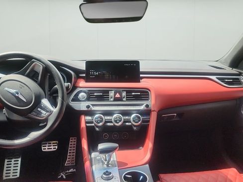 Used 2023 Genesis G70 3.3T w/ Sport Prestige Package RWD image 9