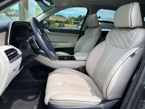 Used 2022 Hyundai Palisade Limited FWD image 21