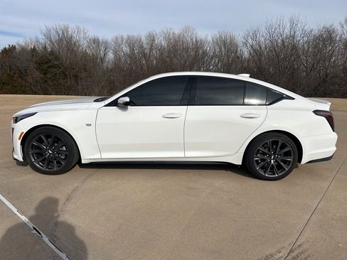 Used 2024 Cadillac CT5 Sport image 2