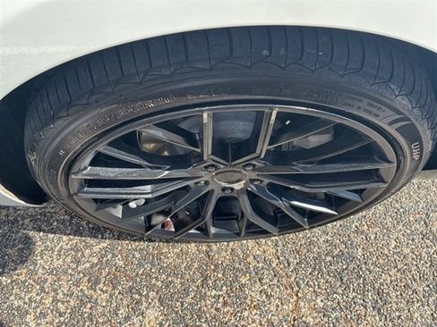 Used 2021 Tesla Model 3 Standard Range Plus RWD image 9