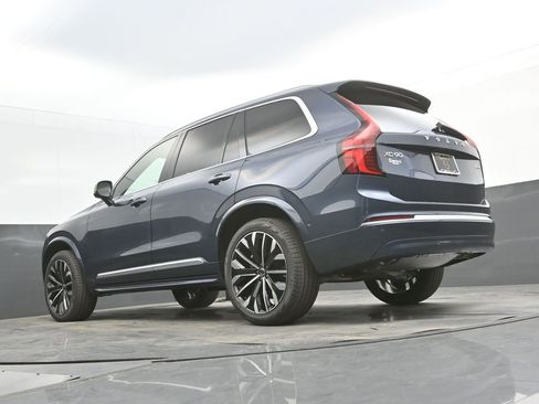 New 2026 Volvo XC90 B6 Plus AWD/4WD image 33