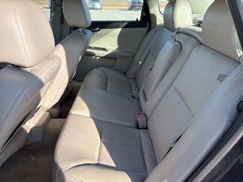 Used 2013 Chevrolet Impala LTZ image 19