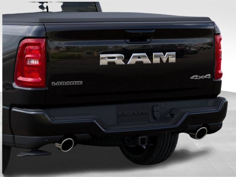 Used 2026 RAM 1500 Laramie AWD/4WD image 14