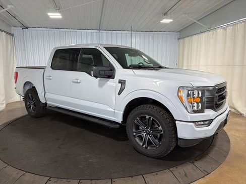 Used 2021 Ford F150 XLT w/ Equipment Group 302A High image 11