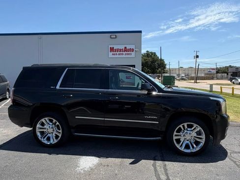 Used 2020 GMC Yukon SLT w/ Premium Edition AWD/4WD image 2
