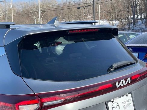 Used 2024 Kia Seltos SX image 32