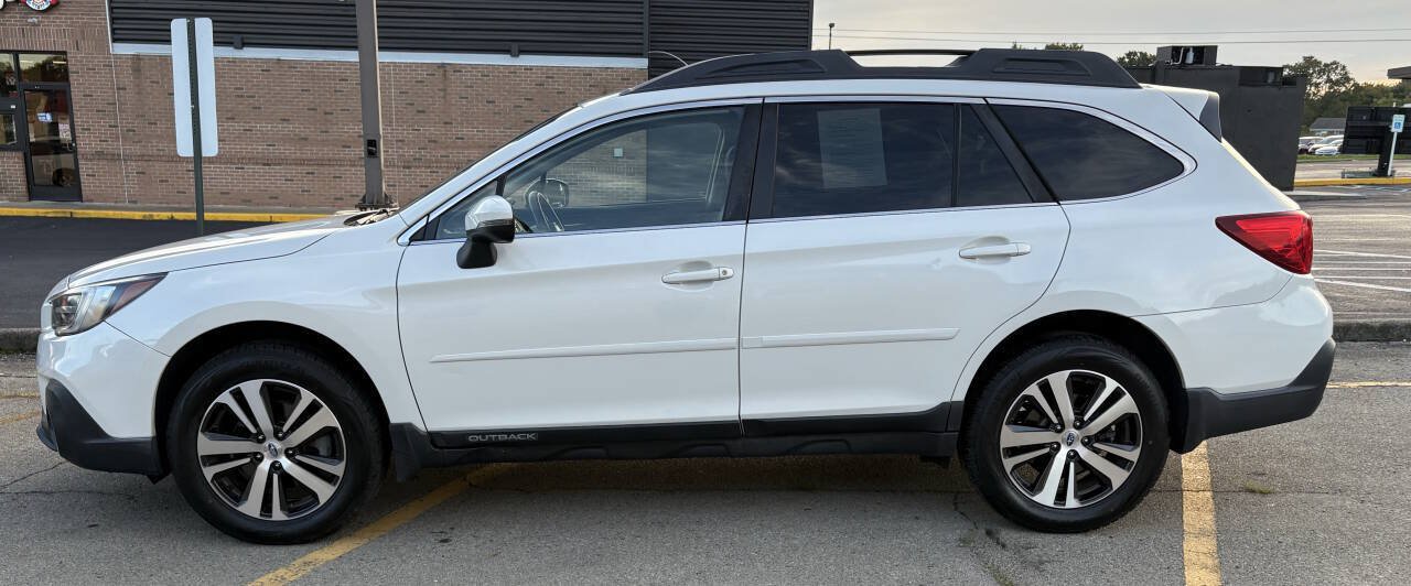 Used 2018 Subaru Outback 2.5i Limited AWD/4WD image 5