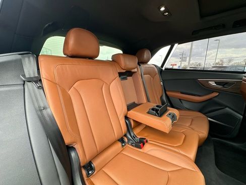 Used 2025 Audi Q8 Prestige image 28