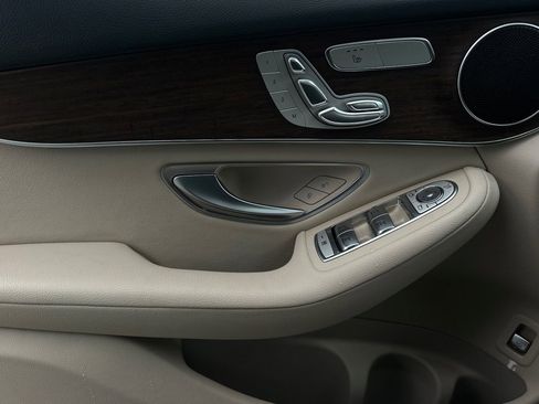 Certified 2022 Mercedes-Benz GLC 300 4MATIC image 26