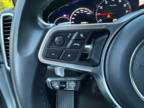 Used 2019 Porsche Cayenne AWD/4WD image 21