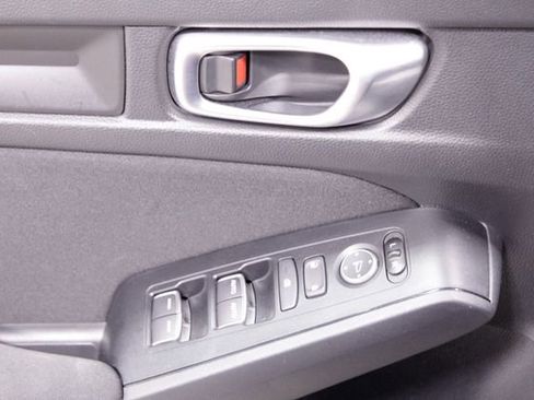 Certified 2023 Honda Civic LX image 23