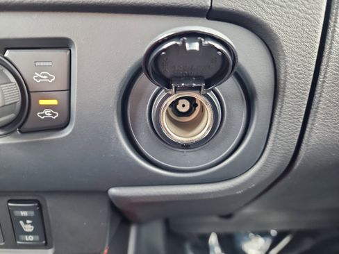 New 2026 Nissan Frontier PRO-4X image 17