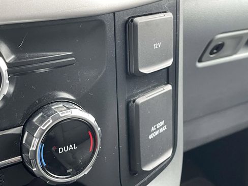 Used 2022 Ford F150 XLT w/ Equipment Group 302A High AWD/4WD image 27
