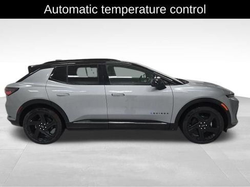 New 2026 Chevrolet Equinox EV RS image 7